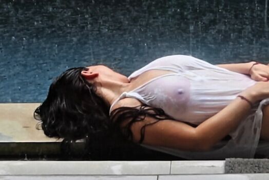 Full leaked Fainazuckerman private photo