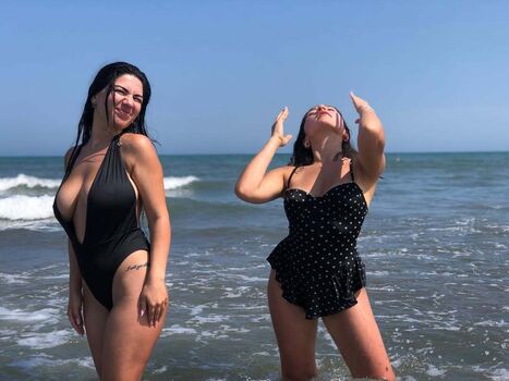 Full leaked Fainazuckerman private photo