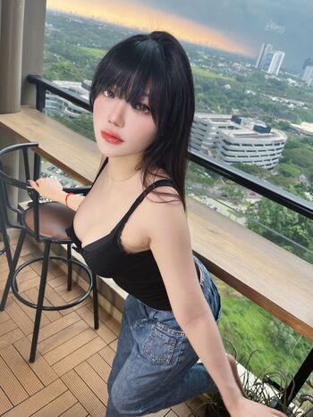 Full leaked Faixvey private photo