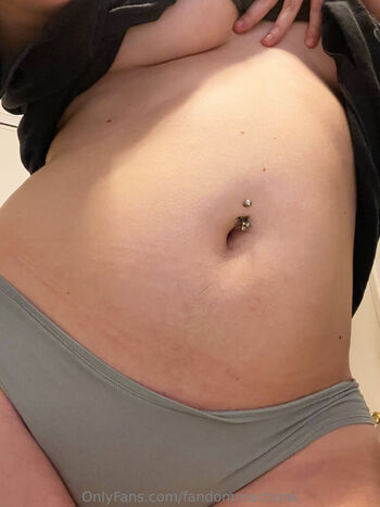 Full leaked Fandomreactions private photo