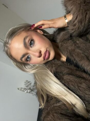 fayehanson_