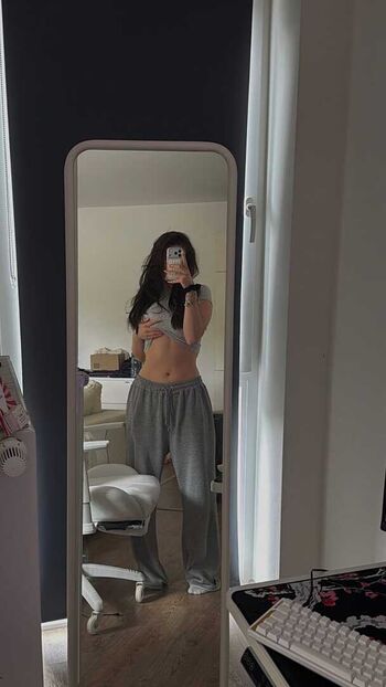 Full leaked Fayesxh private photo