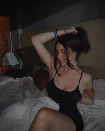 Full leaked Fayesxh private photo