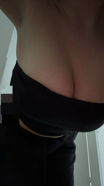 Full leaked Fayesxh private photo