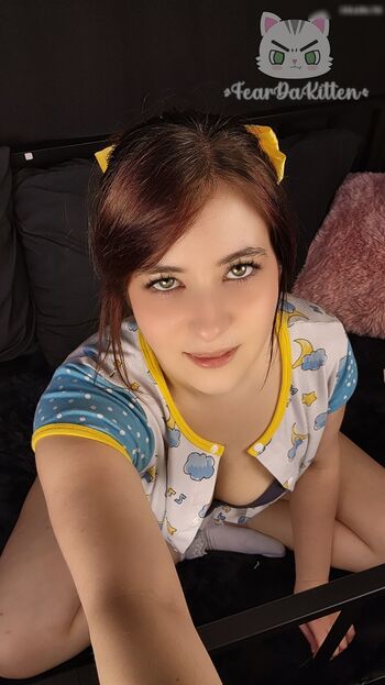 Full leaked Feardakitten private photo