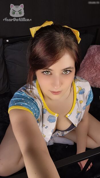 Full leaked Feardakitten private photo