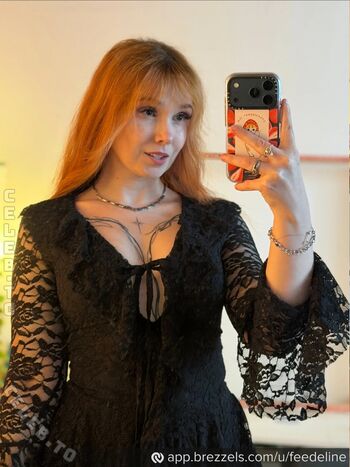 Full leaked Feedeline private photo