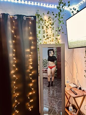 Full leaked Feersshii page private photo
