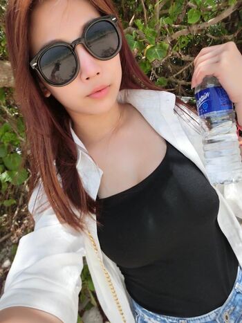 Full leaked Feifeihsieh page private onlyfans photo