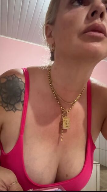 Full leaked Felina cris page private photo