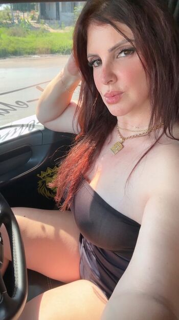 Felina_Cris