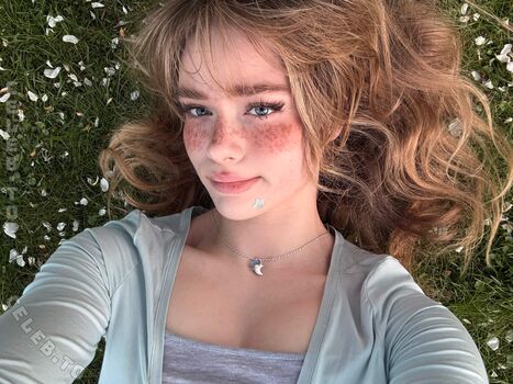 Full leaked Felinenyaa private photo