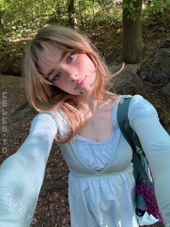 Full leaked Felinenyaa private photo