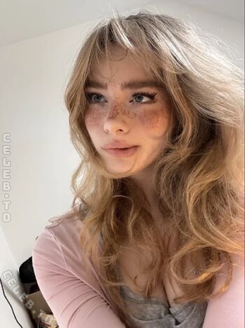 Full leaked Felinenyaa private photo