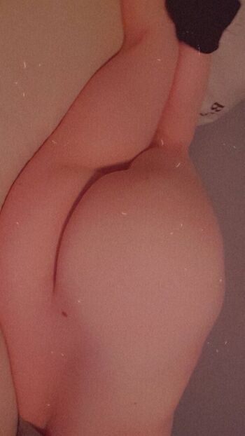 Full leaked Femboy ass private photo