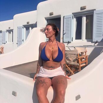 Full leaked Fergsfergsfergs private onlyfans photo