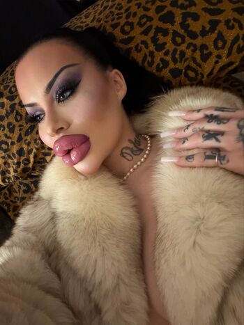 Full leaked Fetischbarbie private photo