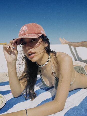Full leaked Findinglorii private photo