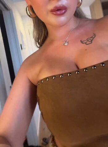Full leaked Fiona private photo