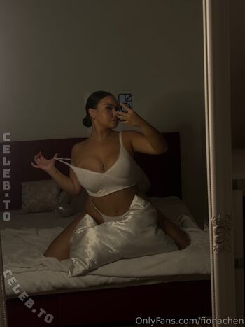 Full leaked Fionachen private photo