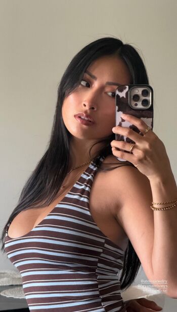 Full leaked Fionaleona private photo