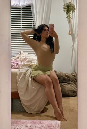 Full leaked Fishtank private photo