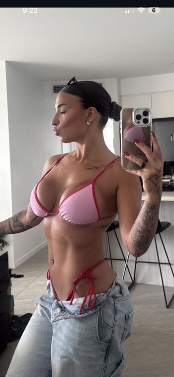 Full leaked Fitsarax private photo