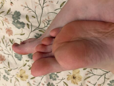 Full leaked Flirtyfairy private photo