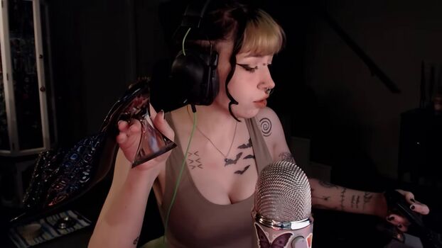Full leaked Flodaasmr page private photo