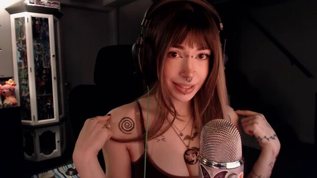 Full leaked Flodaasmr private photo