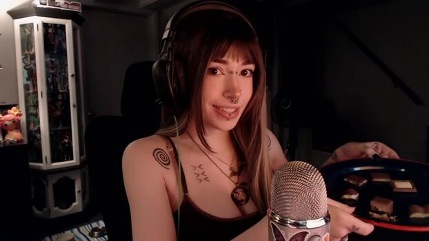 Full leaked Flodaasmr private photo