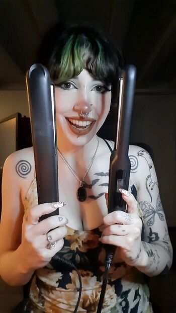 Full leaked Flodaasmr private photo