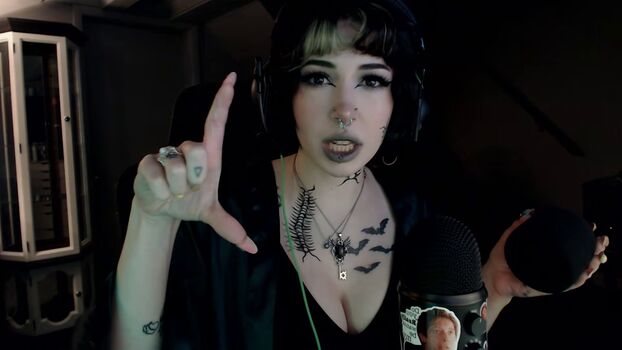 Full leaked Flodaasmr private photo