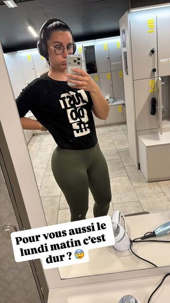 Full leaked Flora moussy private photo