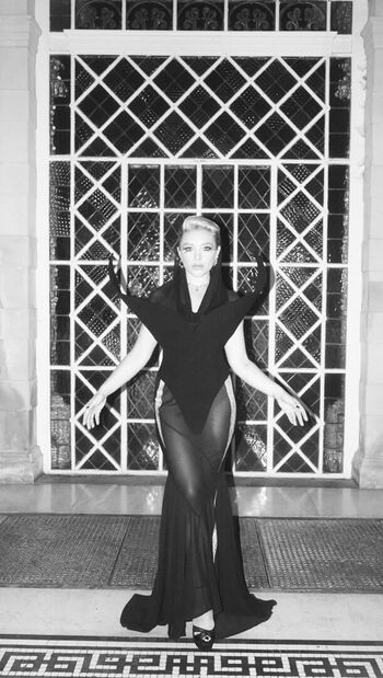 Full leaked Florence pugh private photo