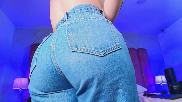 Full leaked Fluffy bubble private photo
