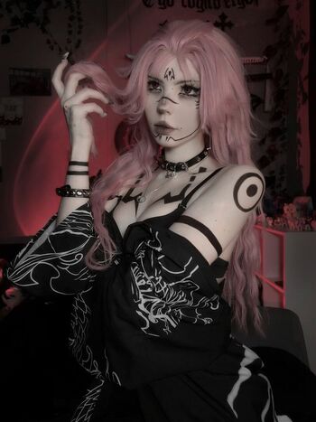 Full leaked Flutterow private photo