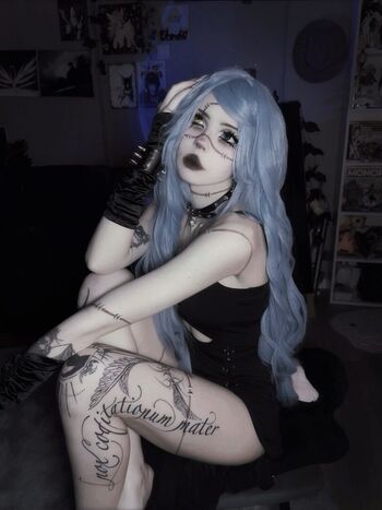 Full leaked Flutterow private photo