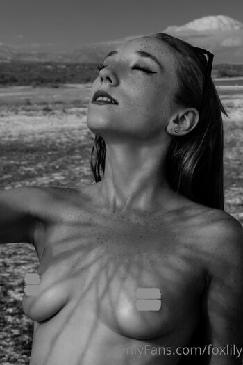 Full leaked Foxlily private photo