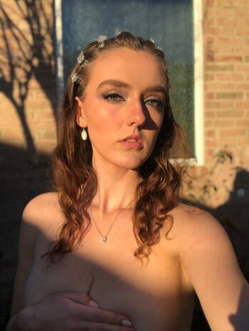 Full leaked Foxyopheliaa private photo