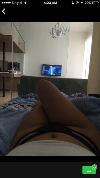 Full leaked Foxypomluvx private photo
