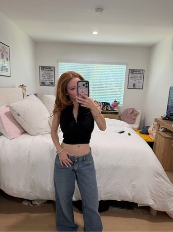 Full leaked Francesca capaldi private photo