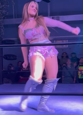 Full leaked Frankie b page private onlyfans photo