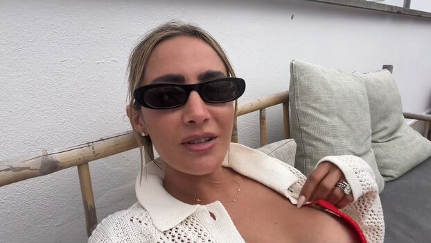Full leaked Frankie bridge  page private photo
