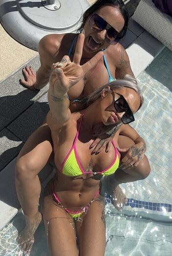 Full leaked Frankieesuee private photo