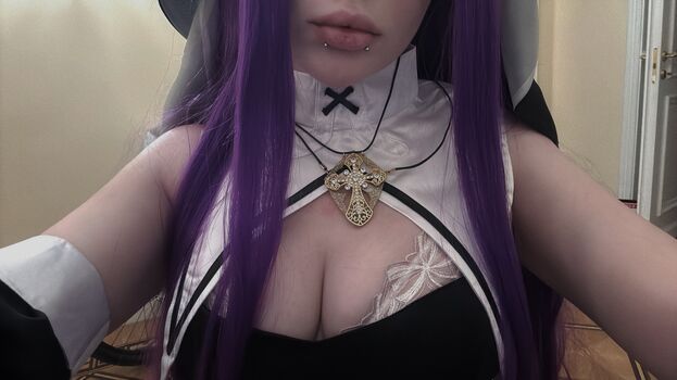 Full leaked Frauleinmilk page private photo