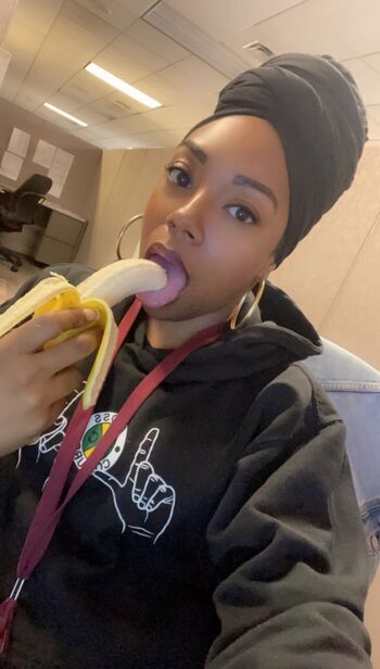Full leaked Fromfatmawithxoxo private photo