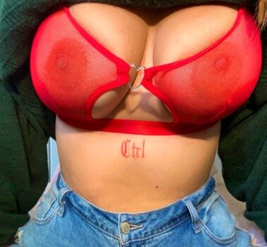 Full leaked Fuegomamas private photo