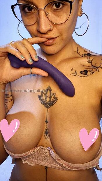 Full leaked Fueguito private photo