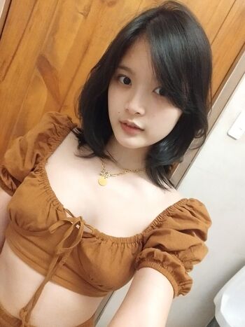 Full leaked Furarooo private photo